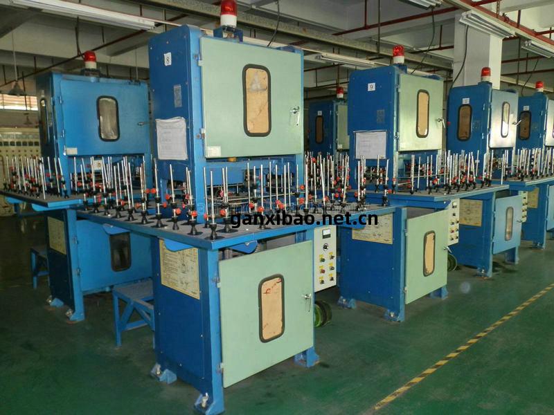 高(gao)速纏(chan)繞機