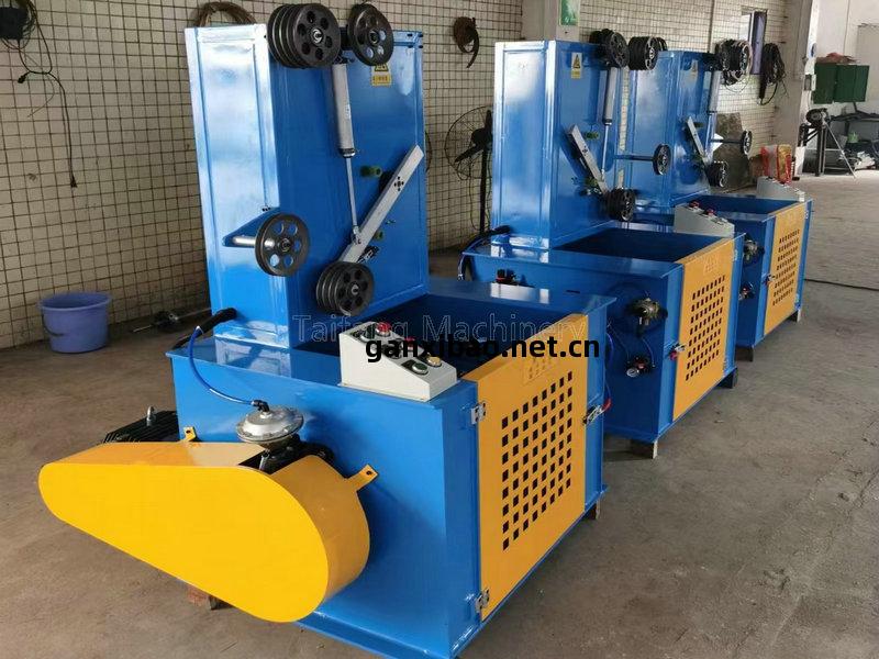 高(gao)速(su)主(zhu)動放線架(jia)