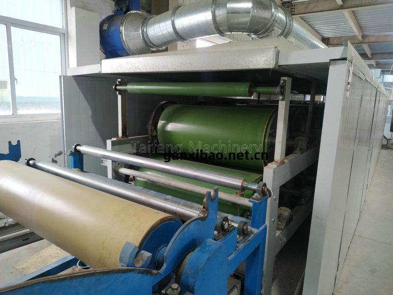 高(gao)強(qiang)無(wu)紡(fang)布(bu)生(sheng)產設備