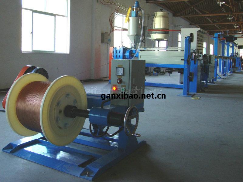 70+35型PLC電腦(nao)式高(gao)速(su)押(ya)出機