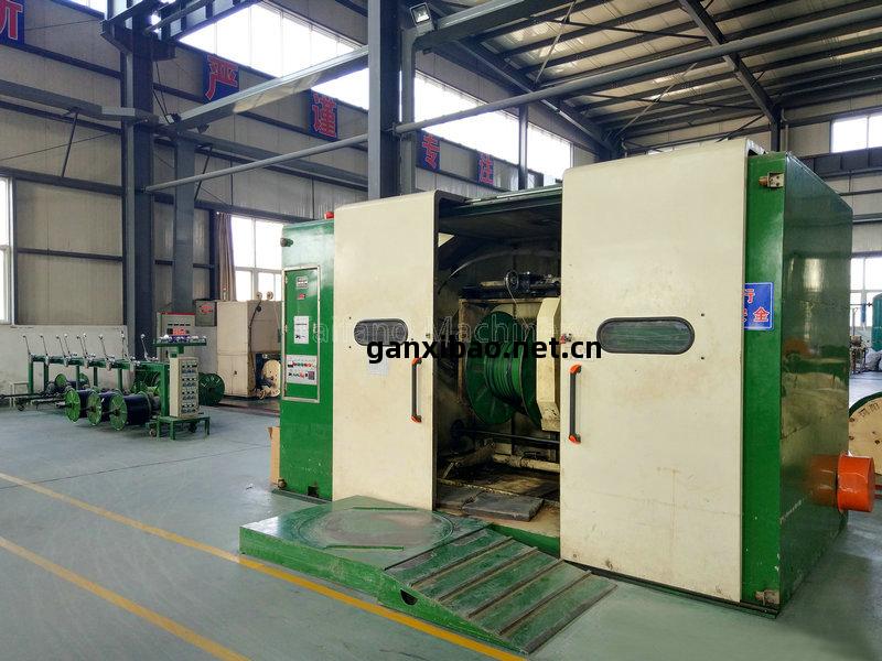 1250型(xing)高(gao)速雙絞(jiao)成纜(lan)機+放線(xian)架(jia)