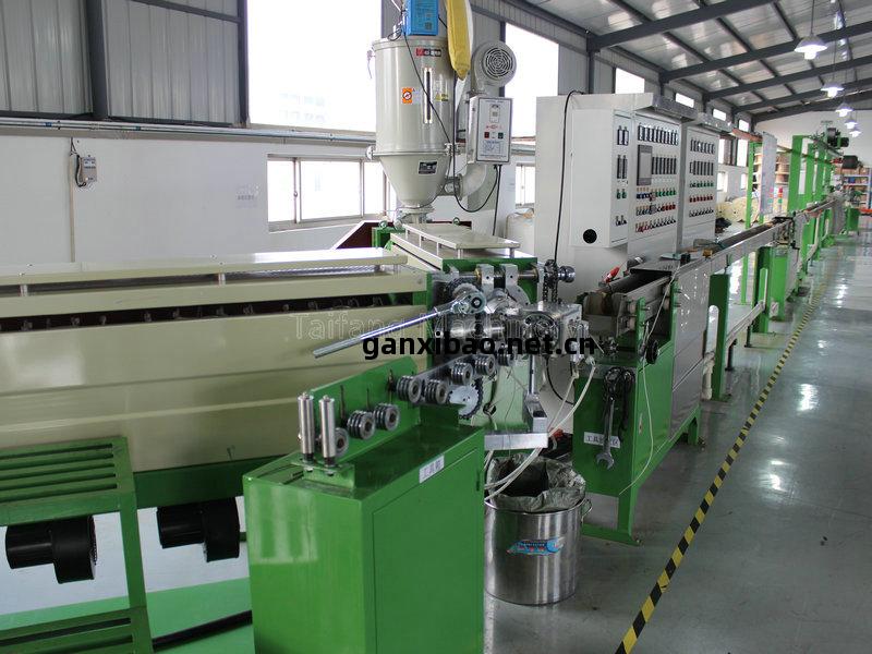 80+90雙(shuang)層(ceng)共擠(ji)押出機(ji)